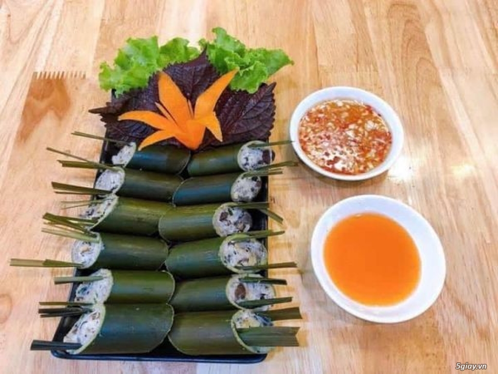 chả ốc nhồi ống nứa
