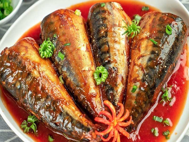 cá nục sốt cà chua
