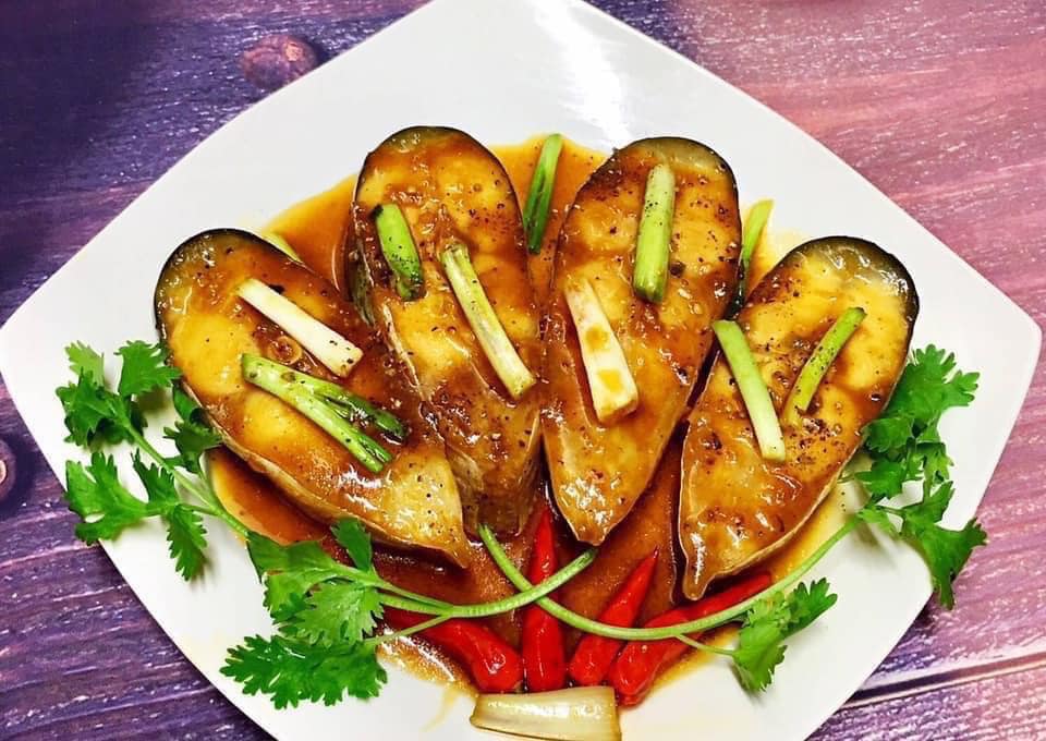 cá basa cắt khúc kho