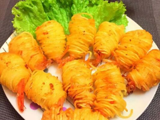 tôm cuộn khoai tây